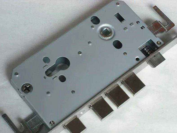 梁溪24小时上门开锁公司